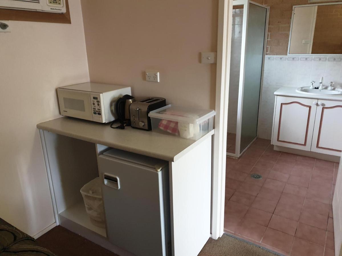 Blayney Central Motel Eksteriør bilde